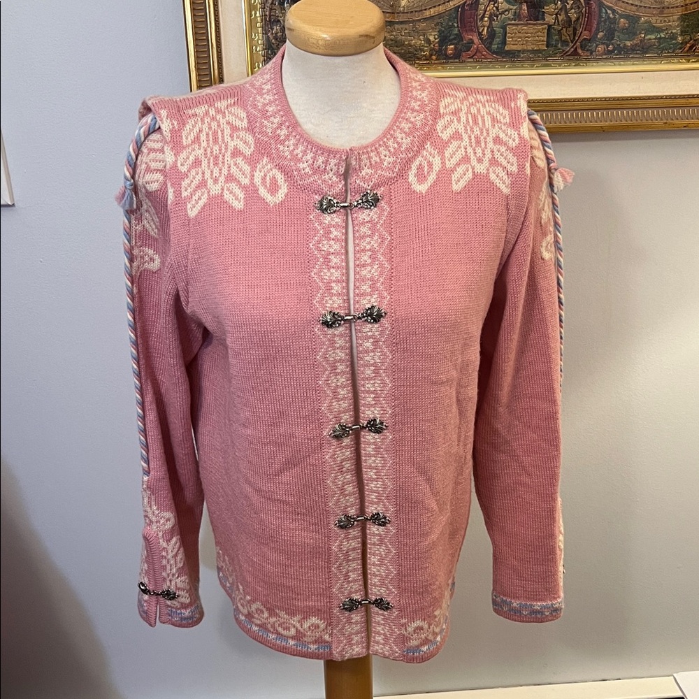 Chic Pink Cardigan with Embroidered Accents
